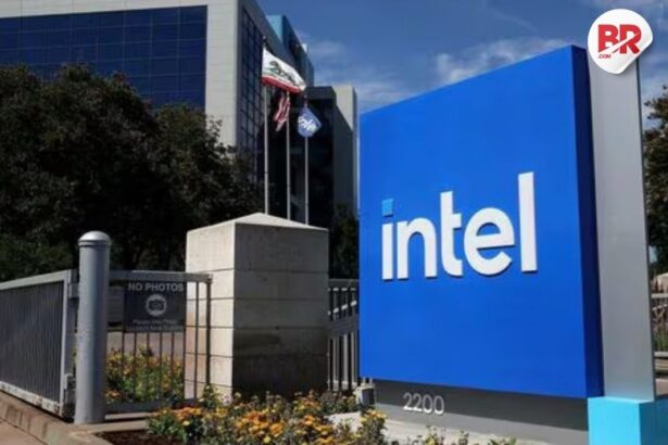 Intel to cut over 20% of workforce in major restructuring