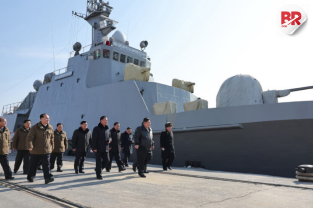 North korean warship