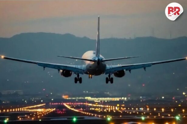 Flight cancellations at delhi airport amid india-pak tension