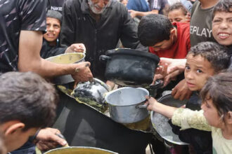 Gaza crisis: 14,000 babies at risk without urgent aid