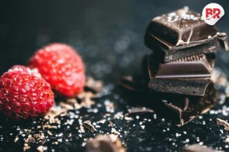 Tea, berries & dark chocolate lower risk of serious diseases