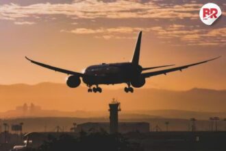 Man fakes flight attendant role for 120 free flights