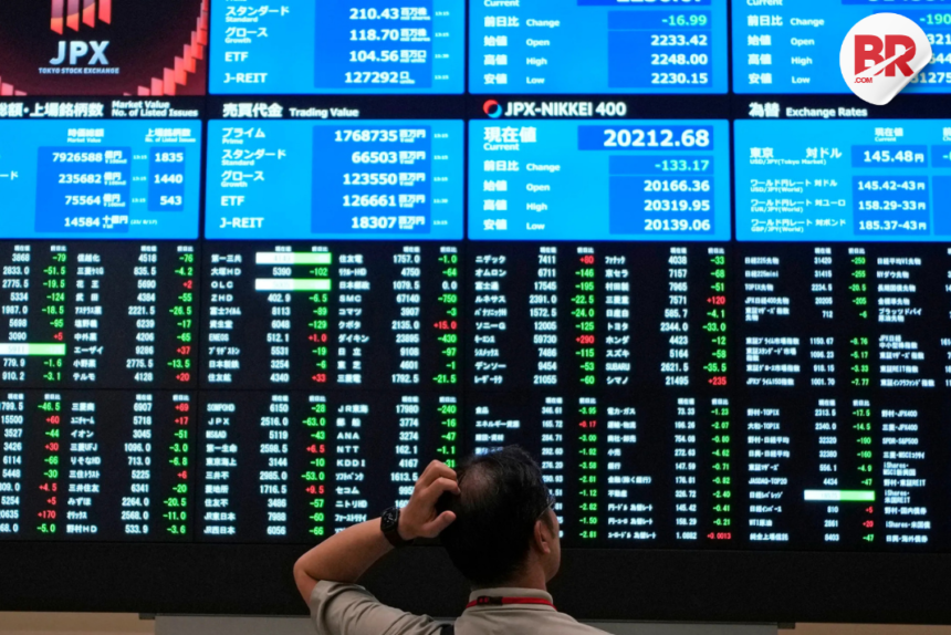 Asia stocks gain as s&p 500 hits record; nikkei drops 1. 2% on tariff concerns 1 Asian markets