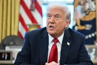 Topshot us politics trump auto tariffs 0 1743058698827 1743058709808