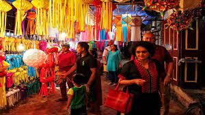 Festive retail strategy: brands gear up with bigger discounts and faster delivery 2 Images 2025 07 02t165631. 426